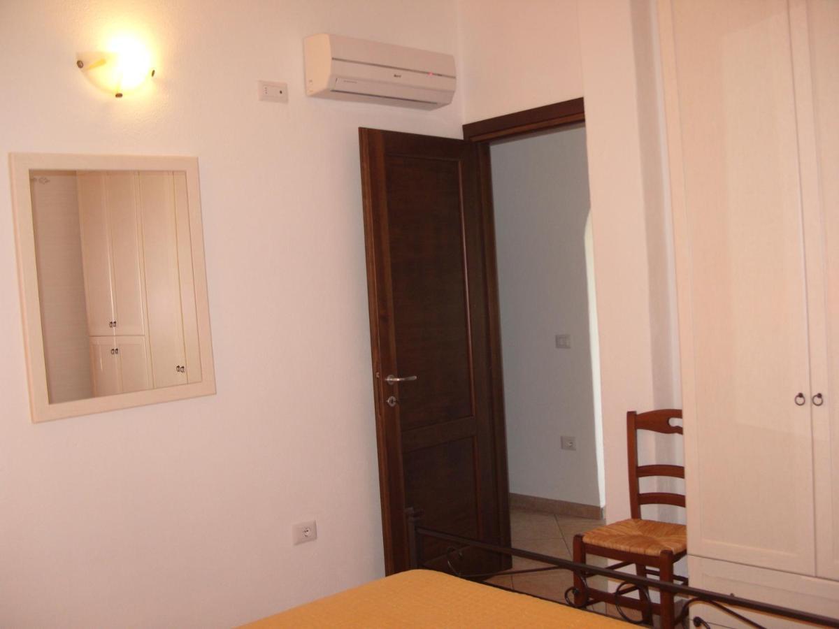 Casadelfaro Primo Piano 600Mt Dalla Spiaggia Olbia Exterior foto